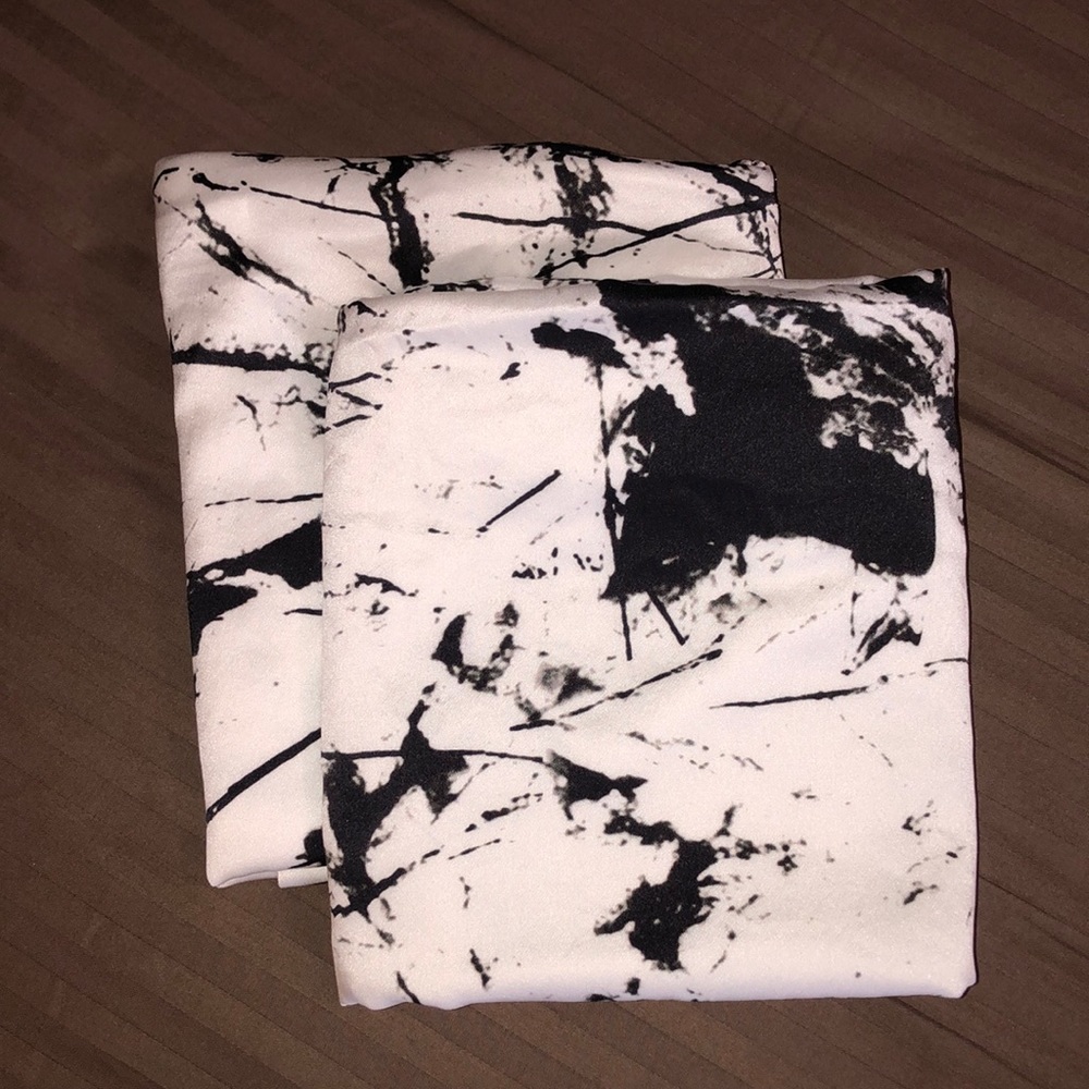 Lilysilk Marble Print  Pillowcase Cover - Black & White